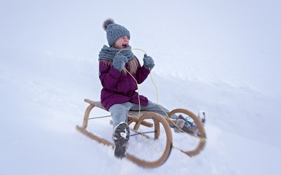 Sport im Winter Erlebnisbox: Rodeln im glizernden Weiß